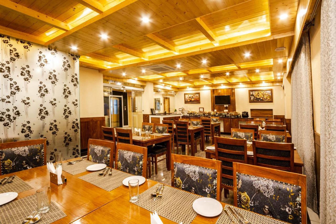 Suryansh Regency Manali Centrally Heated Air Cooled With Private Balconies Manāli Exterior foto