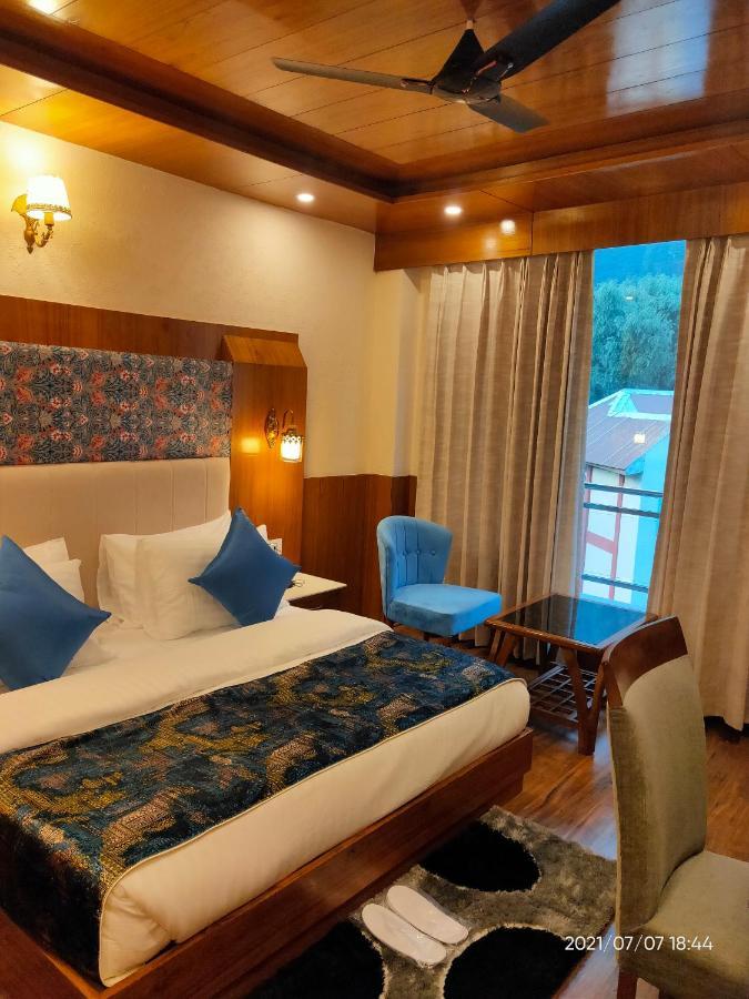 Suryansh Regency Manali Centrally Heated Air Cooled With Private Balconies Manāli Exterior foto