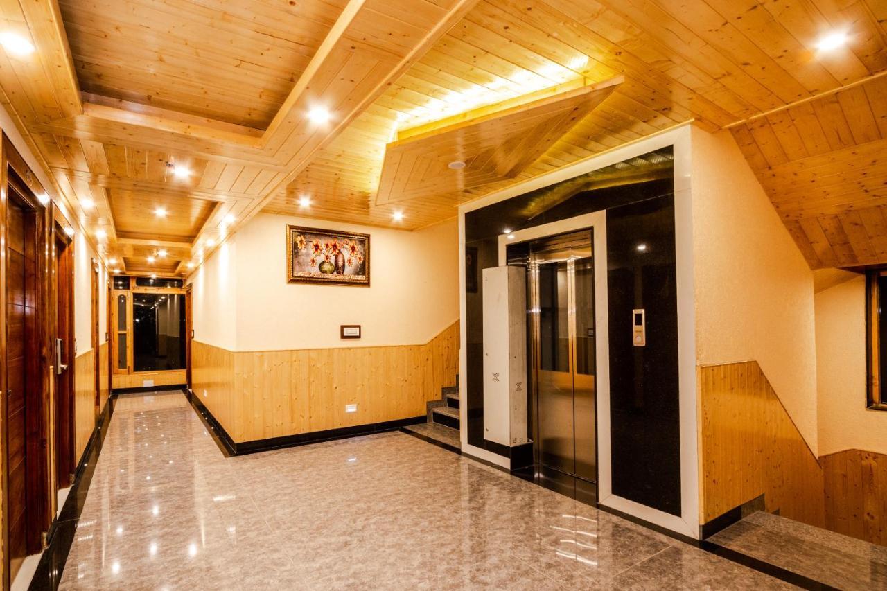 Suryansh Regency Manali Centrally Heated Air Cooled With Private Balconies Manāli Exterior foto