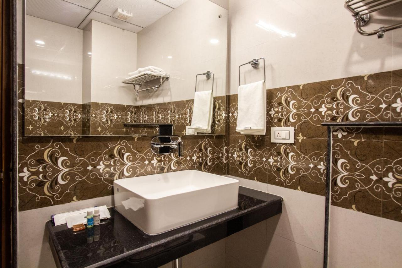 Suryansh Regency Manali Centrally Heated Air Cooled With Private Balconies Manāli Exterior foto