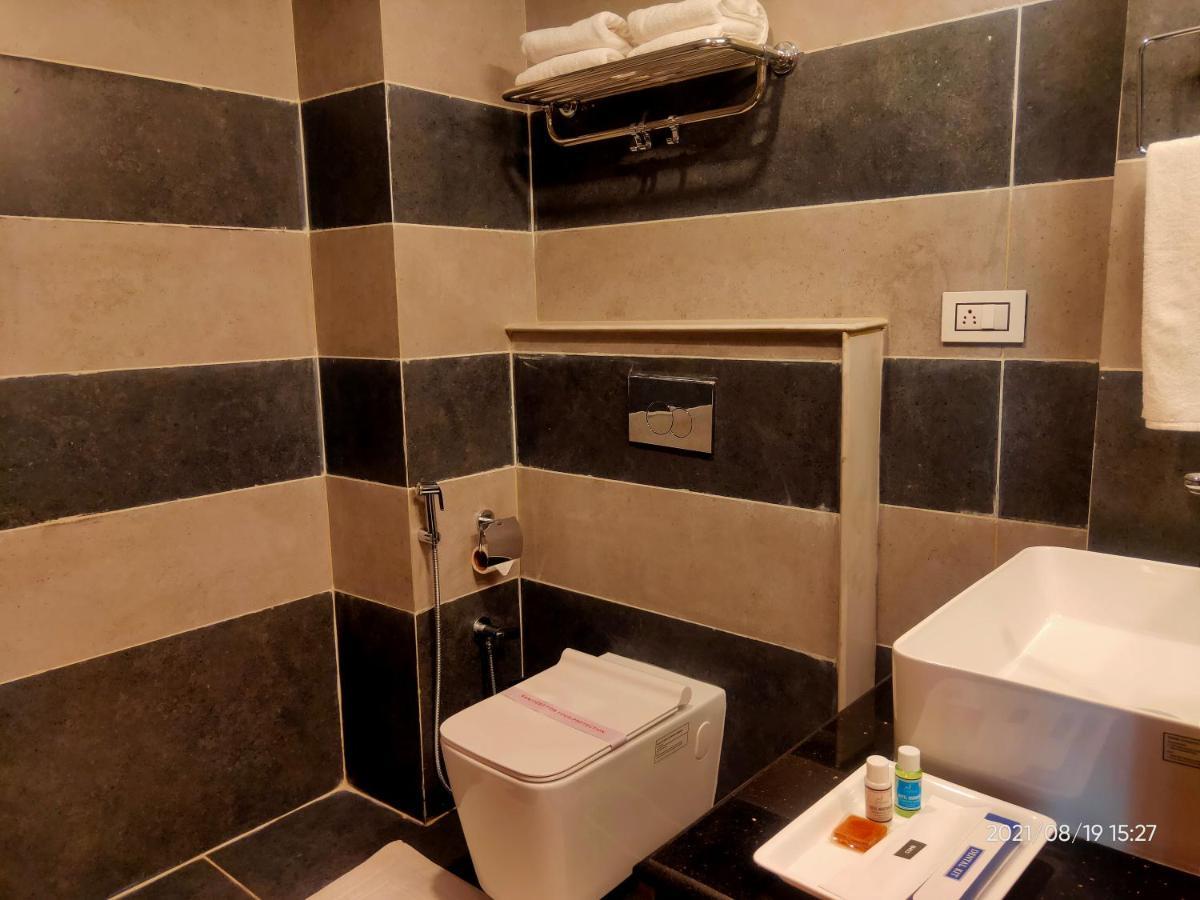 Suryansh Regency Manali Centrally Heated Air Cooled With Private Balconies Manāli Exterior foto