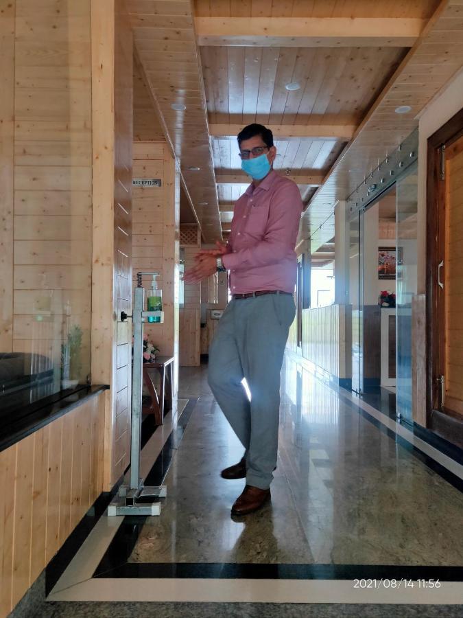 Suryansh Regency Manali Centrally Heated Air Cooled With Private Balconies Manāli Exterior foto